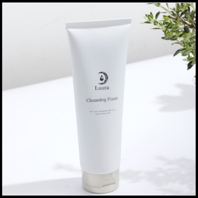 Luara Cleansing Foam (180g)